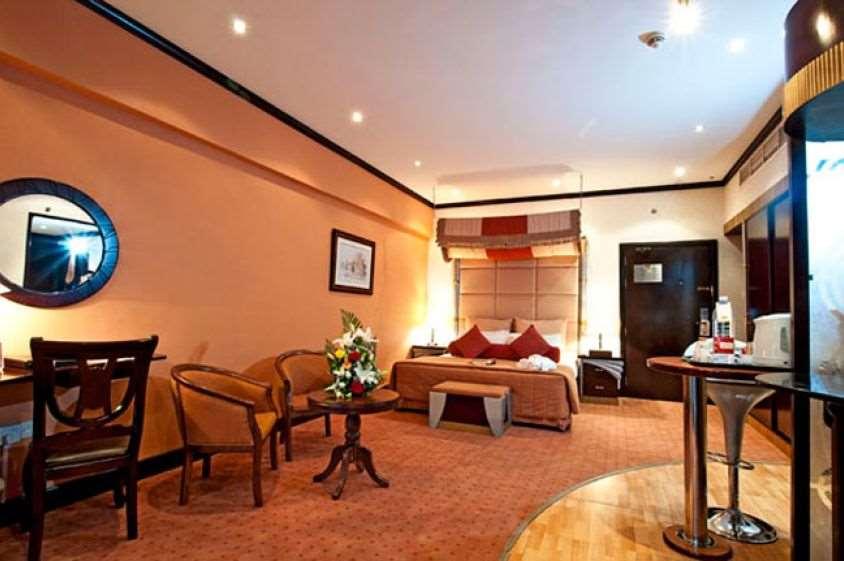 Al Jawhara Metro Hotel Dubai Room photo